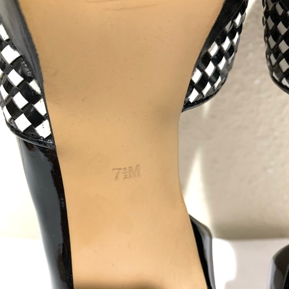 Marc Fisher Black and White High Heel (size 7.5) - Picture 13 of 13